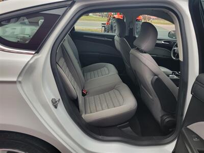 2016 Ford Fusion S - Photo 9 - Du Quoin, IL 62832