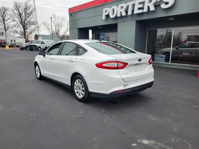 2016 Ford Fusion S - Photo 7 - Du Quoin, IL 62832