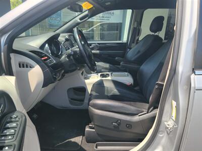 2018 Dodge Grand Caravan SXT   - Photo 18 - Du Quoin, IL 62832