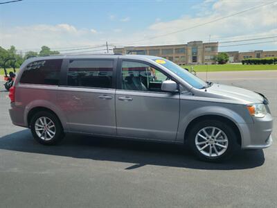 2018 Dodge Grand Caravan SXT   - Photo 3 - Du Quoin, IL 62832