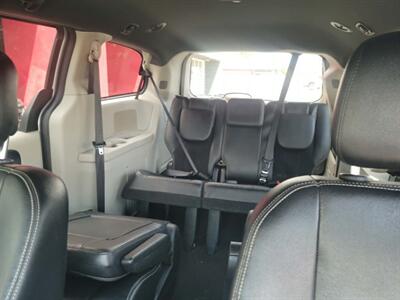 2018 Dodge Grand Caravan SXT   - Photo 14 - Du Quoin, IL 62832