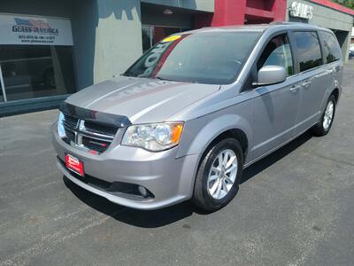 2018 Dodge Grand Caravan SXT   - Photo 2 - Du Quoin, IL 62832