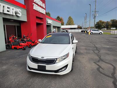 2011 Kia Optima SX Turbo   - Photo 2 - Du Quoin, IL 62832