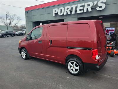 2015 Chevrolet City Express LS - Photo 2 - Du Quoin, IL 62832