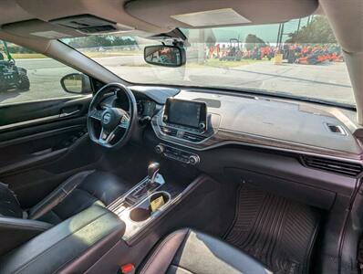 2020 Nissan Altima 2.5 SL   - Photo 10 - Du Quoin, IL 62832