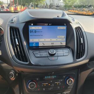 2019 Ford Escape SE   - Photo 11 - Du Quoin, IL 62832