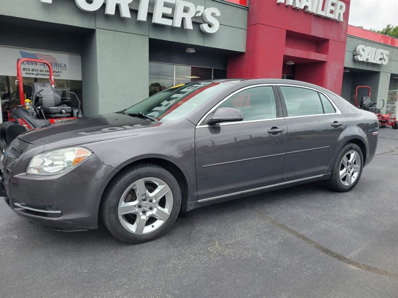 2010 Chevrolet Malibu LT   - Photo 1 - Du Quoin, IL 62832