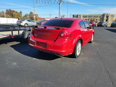 2014 Dodge Avenger SE - Photo 4 - Du Quoin, IL 62832