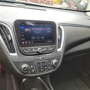 2019 Chevrolet Malibu LT   - Photo 7 - Du Quoin, IL 62832