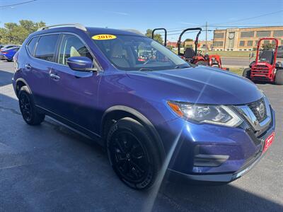2018 Nissan Rogue SV - Photo 3 - Du Quoin, IL 62832