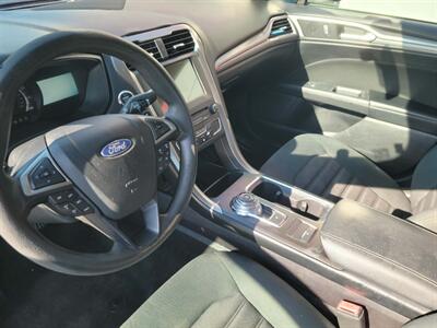2018 Ford Fusion SE - Photo 14 - Du Quoin, IL 62832