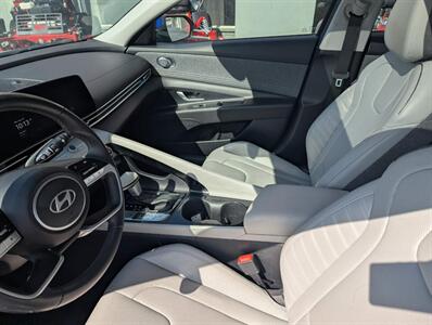 2024 Hyundai ELANTRA Limited   - Photo 18 - Du Quoin, IL 62832