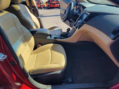 2013 Hyundai SONATA Limited   - Photo 14 - Du Quoin, IL 62832