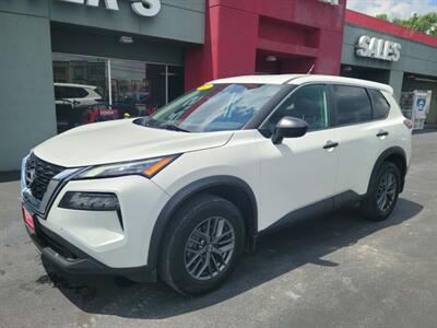 2022 Nissan Rogue S   - Photo 1 - Du Quoin, IL 62832