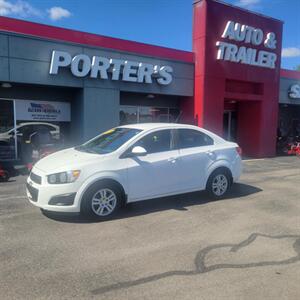 2014 Chevrolet Sonic LT Auto   - Photo 2 - Du Quoin, IL 62832