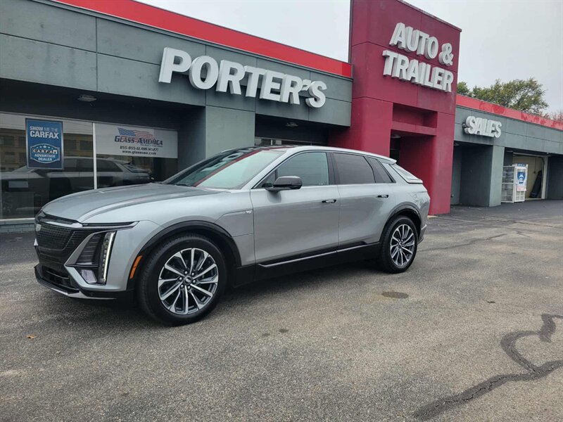 2024 Cadillac LYRIQ Sport 1  