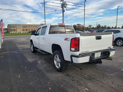 2014 GMC Sierra 2500 Denali   - Photo 4 - Du Quoin, IL 62832