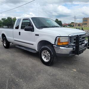 2000 Ford F-250 XLT   - Photo 4 - Du Quoin, IL 62832