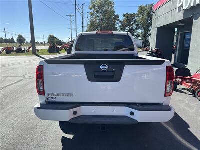 2019 Nissan Frontier S   - Photo 5 - Du Quoin, IL 62832