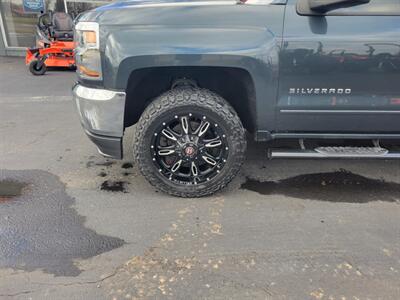 2018 Chevrolet Silverado 1500 LT   - Photo 5 - Du Quoin, IL 62832