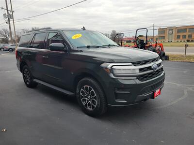 2023 Ford Expedition XLT - Photo 4 - Du Quoin, IL 62832