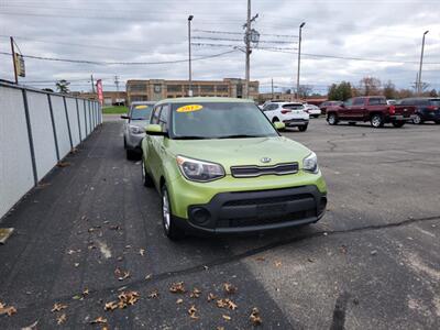 2017 Kia Soul   - Photo 5 - Du Quoin, IL 62832