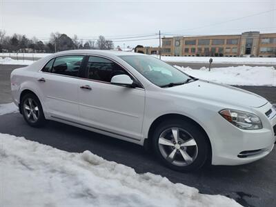 2012 Chevrolet Malibu LT   - Photo 2 - Du Quoin, IL 62832