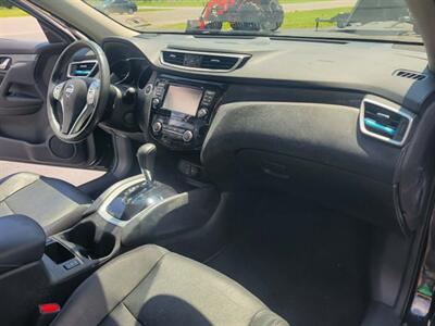 2015 Nissan Rogue SL   - Photo 10 - Du Quoin, IL 62832