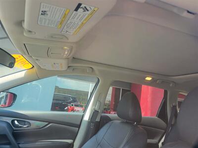 2015 Nissan Rogue SL   - Photo 16 - Du Quoin, IL 62832