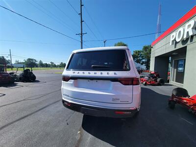 2022 Jeep Wagoneer Series II - Photo 9 - Du Quoin, IL 62832