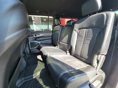 2022 Jeep Wagoneer Series II - Photo 12 - Du Quoin, IL 62832
