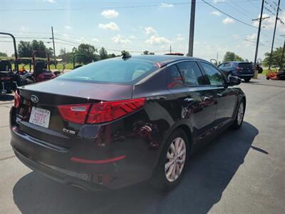2015 Kia Optima EX - Photo 10 - Du Quoin, IL 62832