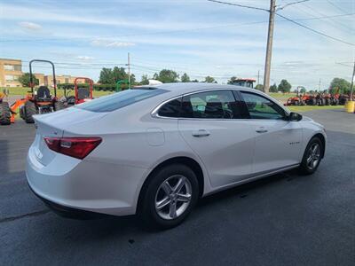 2024 Chevrolet Malibu LT - Photo 6 - Du Quoin, IL 62832