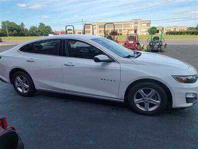 2024 Chevrolet Malibu LT - Photo 7 - Du Quoin, IL 62832