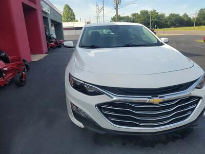 2024 Chevrolet Malibu LT - Photo 2 - Du Quoin, IL 62832