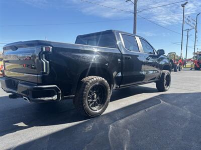 2021 Chevrolet Silverado 1500 LT - Photo 4 - Du Quoin, IL 62832
