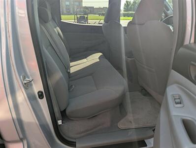 2010 Toyota Tacoma V6 - Photo 12 - Du Quoin, IL 62832