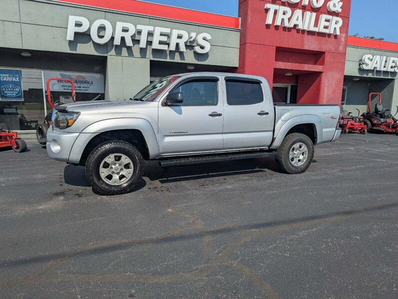 2010 Toyota Tacoma V6   - Photo 1 - Du Quoin, IL 62832