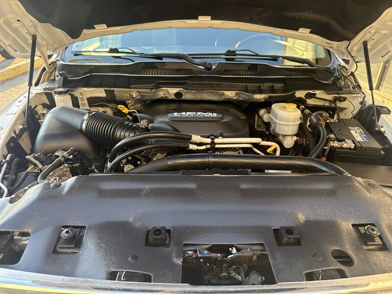 2018 RAM 3500 SLT - Photo 31 - Arlington, TX 76011