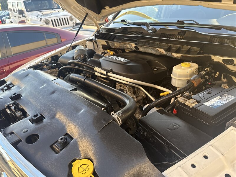 2018 RAM 3500 SLT - Photo 32 - Arlington, TX 76011