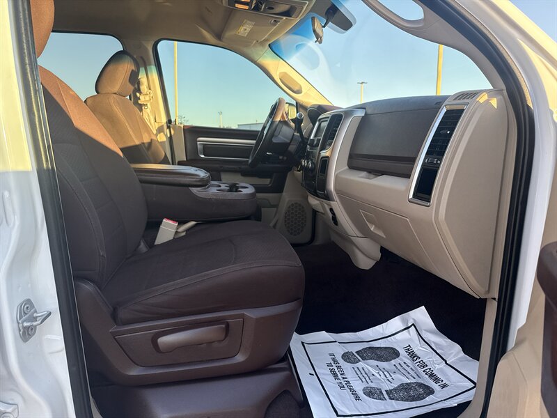 2018 RAM 3500 SLT - Photo 20 - Arlington, TX 76011