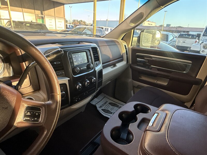 2018 RAM 3500 SLT - Photo 28 - Arlington, TX 76011