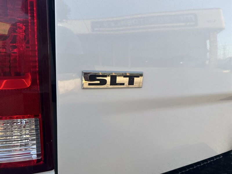 2018 RAM 3500 SLT - Photo 14 - Arlington, TX 76011