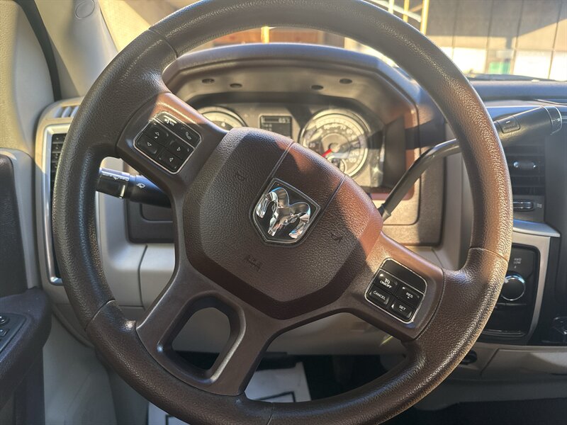 2018 RAM 3500 SLT - Photo 24 - Arlington, TX 76011