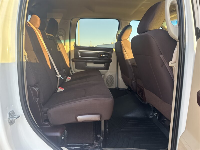 2018 RAM 3500 SLT - Photo 22 - Arlington, TX 76011