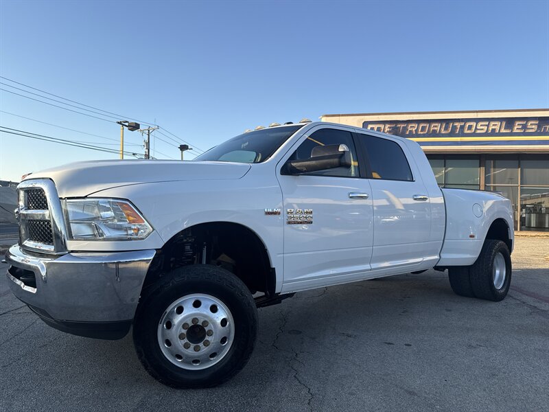 2018 RAM 3500 SLT - Photo 10 - Arlington, TX 76011