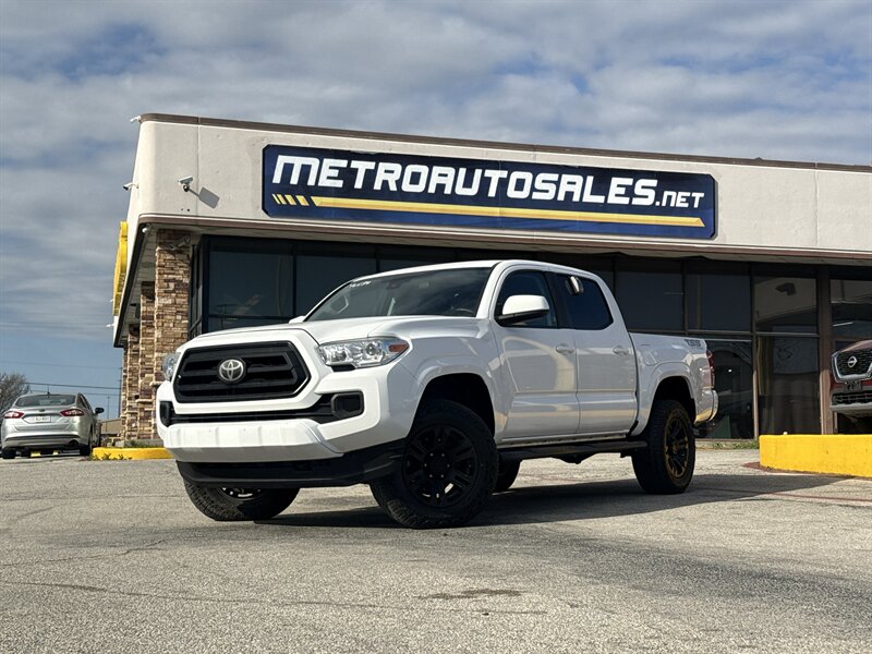 2020 Toyota Tacoma SR5  
