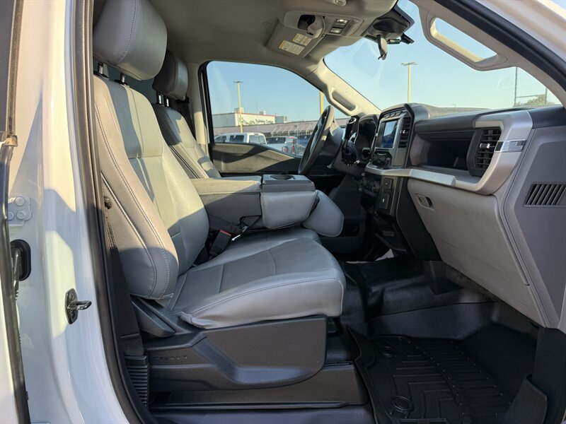 2023 Ford F-150 XL - Photo 17 - Arlington, TX 76011