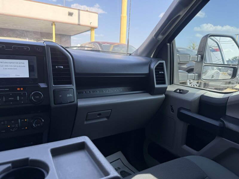 2022 Ford F-350 Super Duty STX - Photo 27 - Arlington, TX 76011