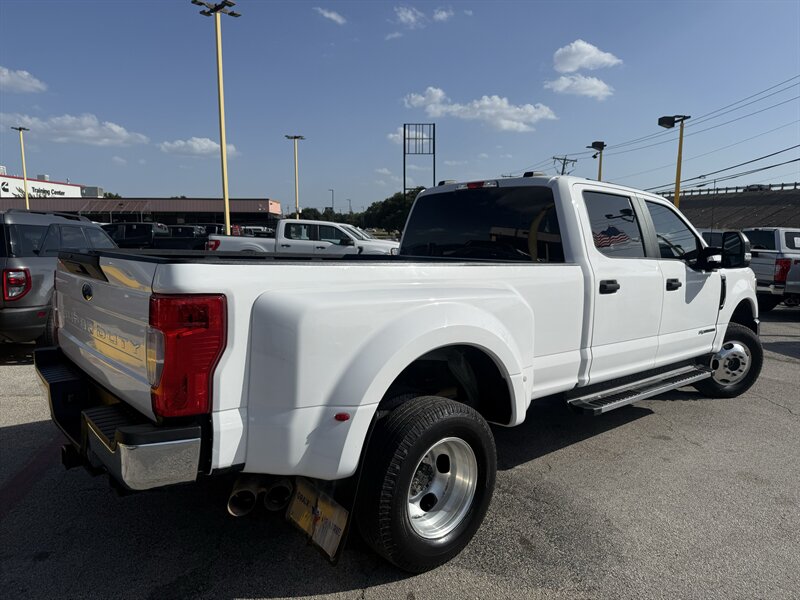 2022 Ford F-350 Super Duty STX - Photo 5 - Arlington, TX 76011